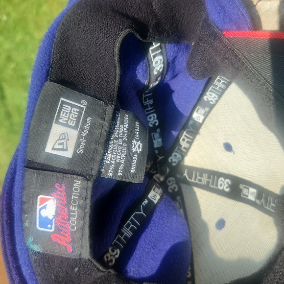 NEW ERA PHILLIES WINTER HAT - Picture 6 of 6